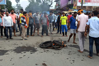 Demonstration of people against murder of gold businessman in Patna