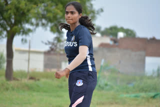 आगरा की क्रिकेटर राशि कनौजिया का भारतीय महिला क्रिकेट कैंप में हुआ चयन