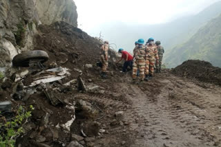 Himachal landslide  Many killed in Himachal's landslide  Two dead, ten rescued in a major landslide in Himachal's Kinnaur  Kinnaur landslide  Ten dead in a major landslide in Himachal's Kinnaur  இமாச்சல் நிலச்சரிவு  நிலச்சரிவு  மீட்புப் பணி  30 முறை நிலச்சரிவு  அமித் ஷா  மோடி