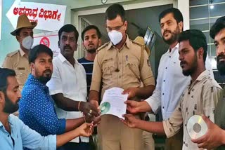 Youth Congress Complaint against Minister KS Eshwarappa in Shimoga