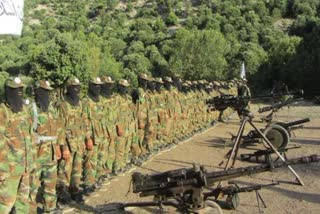 Afghan army chief replaced as many troops join Taliban at Kunduz