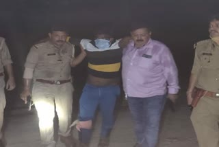 पुलिस की गिरफ्त में आरोपी बदमाश