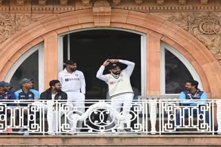 ENG vs IND, 2nd test: Virat Kohli's hilarious nagin dance pose at Lord's balcony goes viral