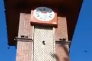 Clocks inaugurated at Ghanta ghar by SMC Mayor Junaid Mattu and SMC Commissioner Athar Amir Khan on Independence day