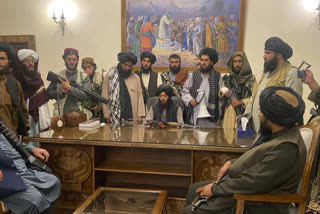 Taliban enters Afghan presidential palace after Ghani flees