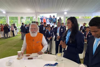 PM Modi meets with India Olympic contingent