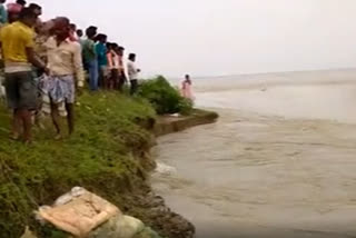 6-blocks-of-malda-endangered-by-erosion-of-ganges-and-fulhar-rivers
