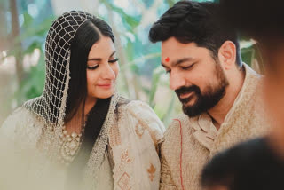 rhea kapoor wedding pics