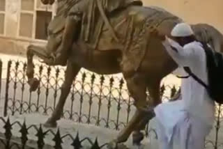 sikh community reaction on statue of ranjit singh broken in lahore