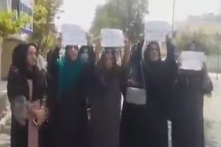 Kabul women struggle against Taliban militants