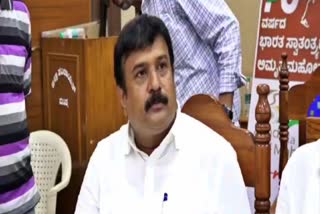 mla ravindra srikantaiah orders to criminal case against sumalatha