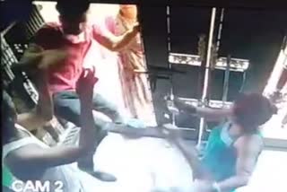 live video woman and her daughter beaten