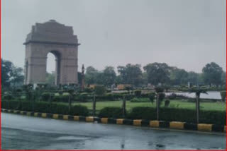 دہلی میں بارش سے موسم خوشگوار