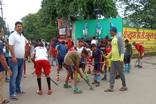 No permanent ground for hockey players