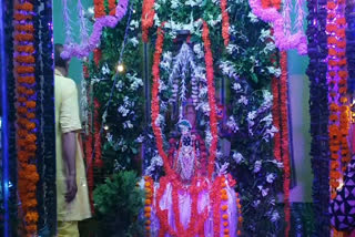 Lord Shri Krishna Dwarkadhish Temple