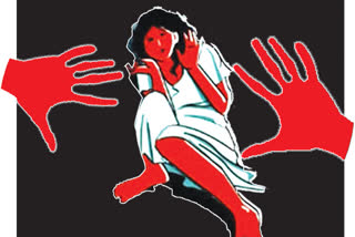 latest news in hindi  hindi news  hindi crime news  gang rape with minor  Rape victim teenager gave birth to a child  barabanki news  latest crime in barabanki  Rape case filed against seven  accused will have DNA test  DNA test in barabanki  uttar pradesh news  Rape victim delivers child  crime news  Minor rape victim delivers child  accused to undergo DNA test  പ്രായപൂർത്തിയാകാത്ത ബലാത്സംഗ ഇര പ്രസവിച്ചു  ഡിഎൻഎ പരിശോധന  പ്രതികൾക്ക് ഡിഎൻഎ പരിശോധന  പ്രതികളെ ഡിഎൻഎ പരിശോധനയ്‌ക്ക് വിധേയരാക്കും  ബാരാബങ്കി  Minor rape  Minor rape case  പ്രായപൂർത്തിയാകാത്ത പെൺകുട്ടിയെ പീഡിപ്പിച്ചു