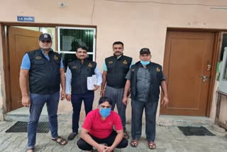 Liquor smuggler arrested Faridabad