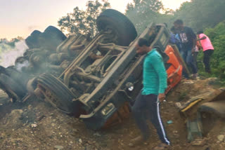 two-people-died-in-road-accident-in-ramgarh