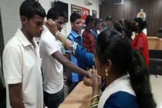 Lone Verratu Campaign Surrendered Naxalites celebrated Rakhi festival in dantewada