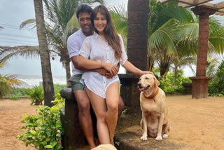 Did tennis player Leander Paes confirm his relationship with Kim Sharma?