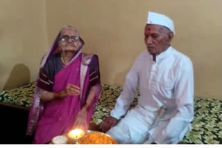 rakshabandhan-celebrated-by-sisters-and-brothers-who-have-crossed-the-hundred-years-of-life-in-pune-district