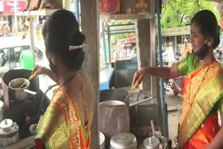 kalburgi Former mayor Sunanda Aihole selling tea