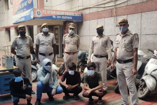 uttam nagar police arrested two auto lifter in delhi