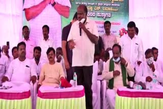 HD Kumaraswamy