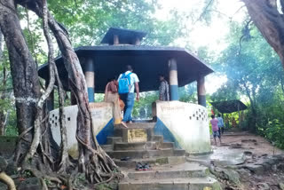 tourists love to visit topoban at janglemahal