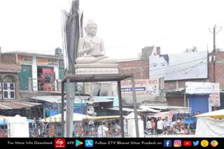 factious-elements-replaced-maharana-pratap-statue-with-gautam-budh-statue-in-kannauj