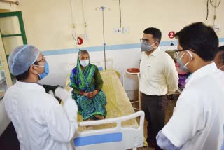 DM Himanshu Khurana insDM Himanshu Khurana inspected district hospital pected district hospital