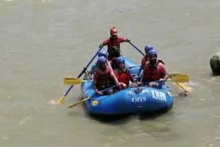 river rafting in Kosi river