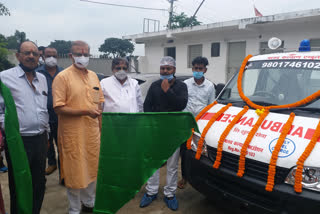 MP Jayant Sinha flagged off free ambulance service in Hazaribag