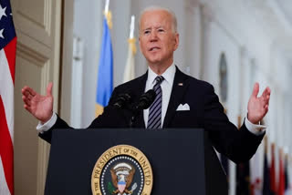 We will hunt you down and make you pay': Biden warns Kabul airport attackers  afghanistan  kabool international airport  blast  american president  joe biden  കാബൂൾ സ്ഫോടനം  അമേരിക്ക  ഹമീദ് കർസായി അന്താരാഷ്ട്ര വിമാനത്താവളം  യുഎസ് പ്രസിഡന്‍റ്  ജോ ബൈഡൻ  ഇരട്ട സ്ഫോടനം