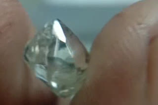 Farmer got 30 lakh diamond from field