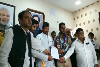 LJP में शामिल हुए RJD छात्र नेता आकाश यादव