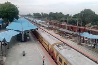 yeshvantpur salem train started