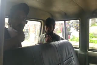 theft at medical store  മെഡിക്കൽ സ്റ്റോറിൽ മോഷണം  Tamil Nadu natives arrested  നിലമ്പുർ കോവിലകം റോഡ്  നിലമ്പൂർ പൊലീസ്