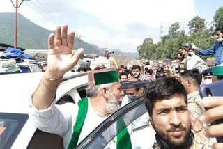 arhtiyas-opposed-farmer-leader-rakesh-tikait-in-solan