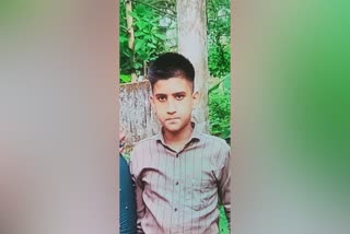 boy fell into the pool and died  കുളിക്കുന്നതിനിടയിൽ കാൽ തെന്നി കുളത്തിൽ വീണ് വിദ്യാർഥി മരിച്ചു  വിദ്യാർഥി മരിച്ചു  കാൽ തെന്നി കുളത്തിൽ വീണ് മരിച്ചു  died