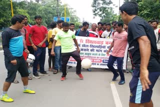 Players protest against the government in Patna