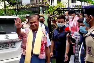 assam cm himanta biswa sarma visits siliguri and attacks mamata banerjee