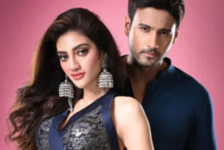 Nusrat Jahan released from hospital with newborn son and Yash Dasgupta