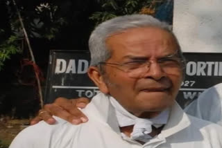 Senior cricketa coach Vasudev Paranjape passes away in mumbai