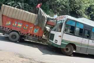 collision between truck and HRTC bus in Arki