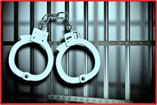 people arrest three robbers in Badarpur