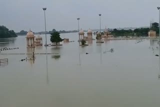 गोरखपुर में जलभराव.