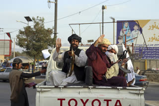 Split UN Security Council urges Taliban to allow travel, aid