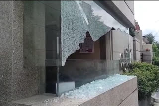 Stone pelting at Public Works Minister Ashok Chavan's house