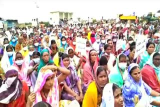 flood victims from nandeshwar village protest